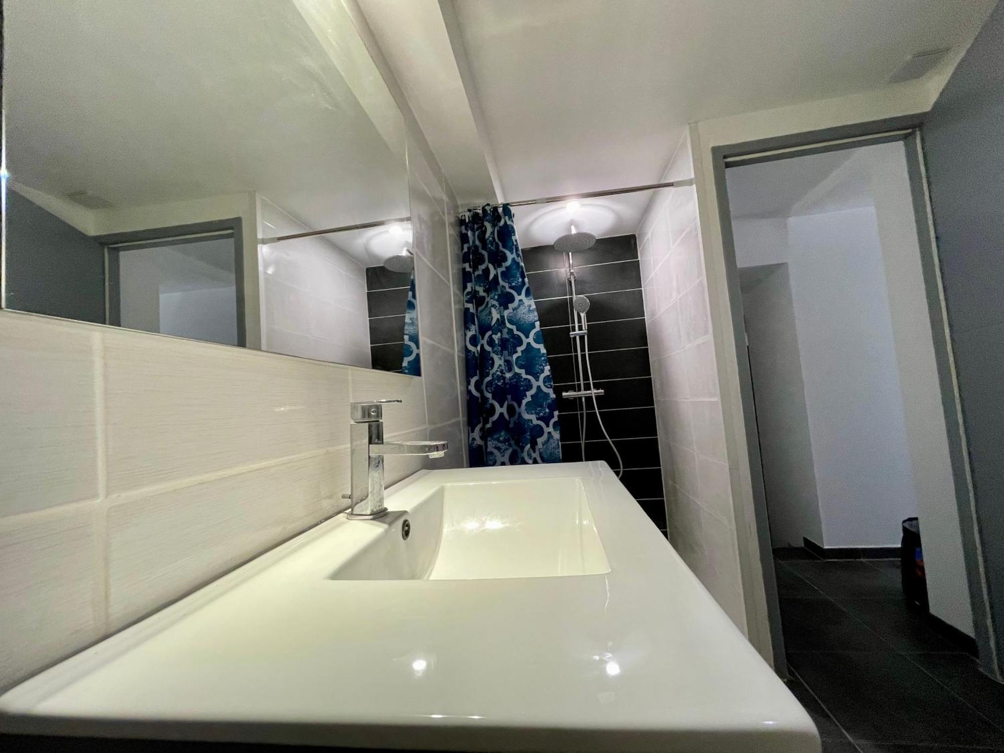 Duplex De Bezons - Parking - Entre Centre-Ville Et Cite Medievale การ์กาซอน ภายนอก รูปภาพ
